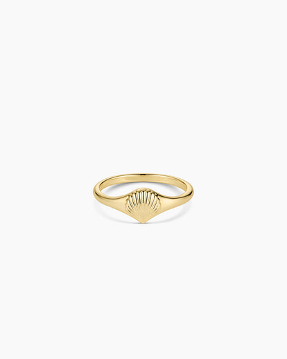 Scallop Mini Signet Ring