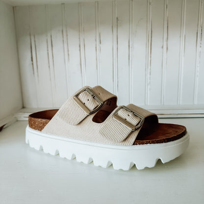 Jazmin Flatform Sandal - Cream