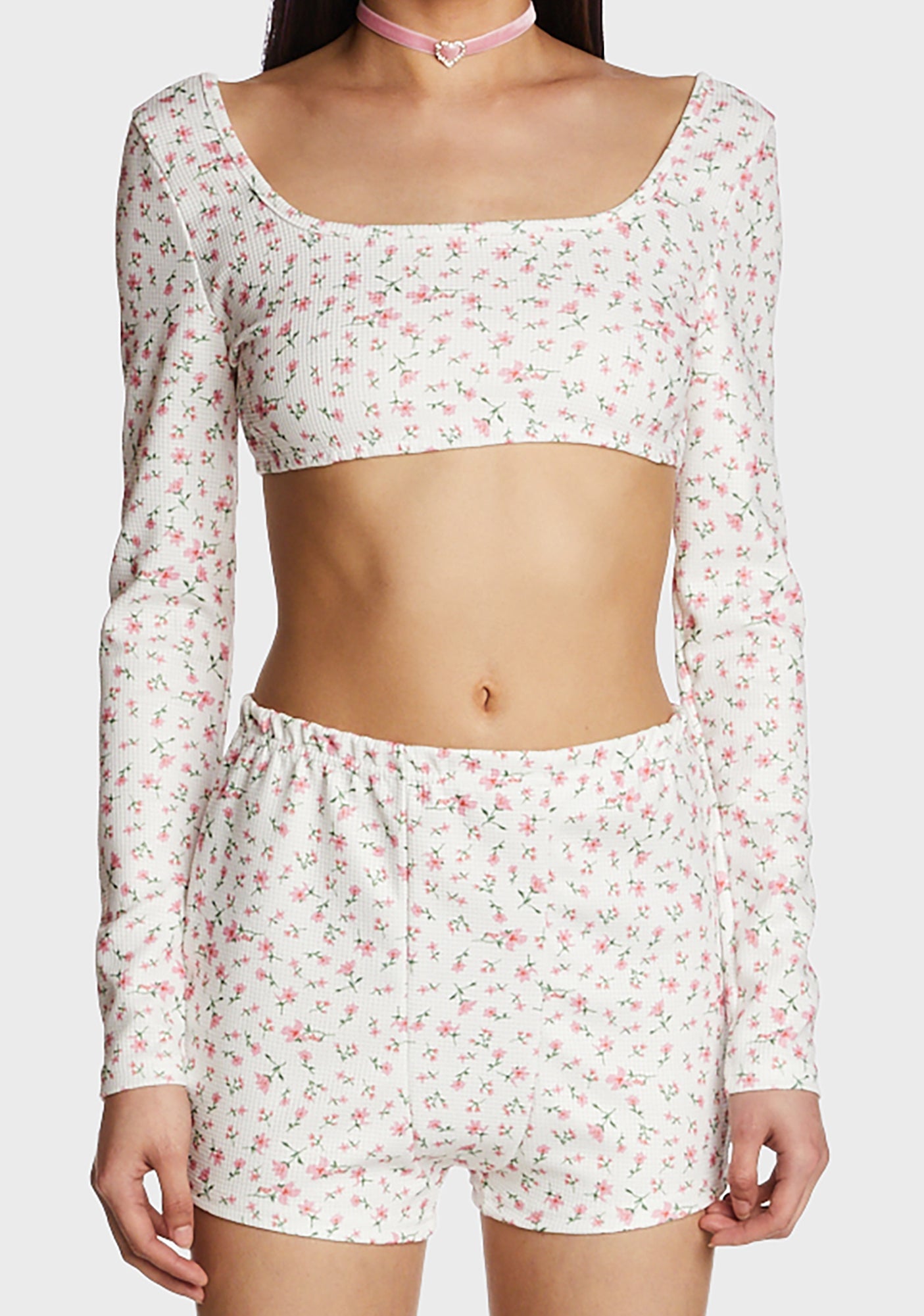 Among Beauty Shorts Set