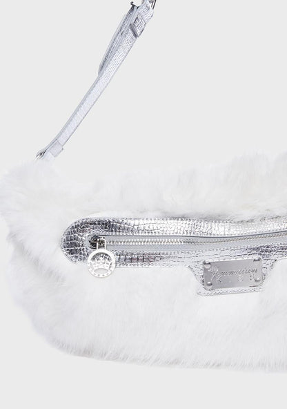 Angela Fanny Pack