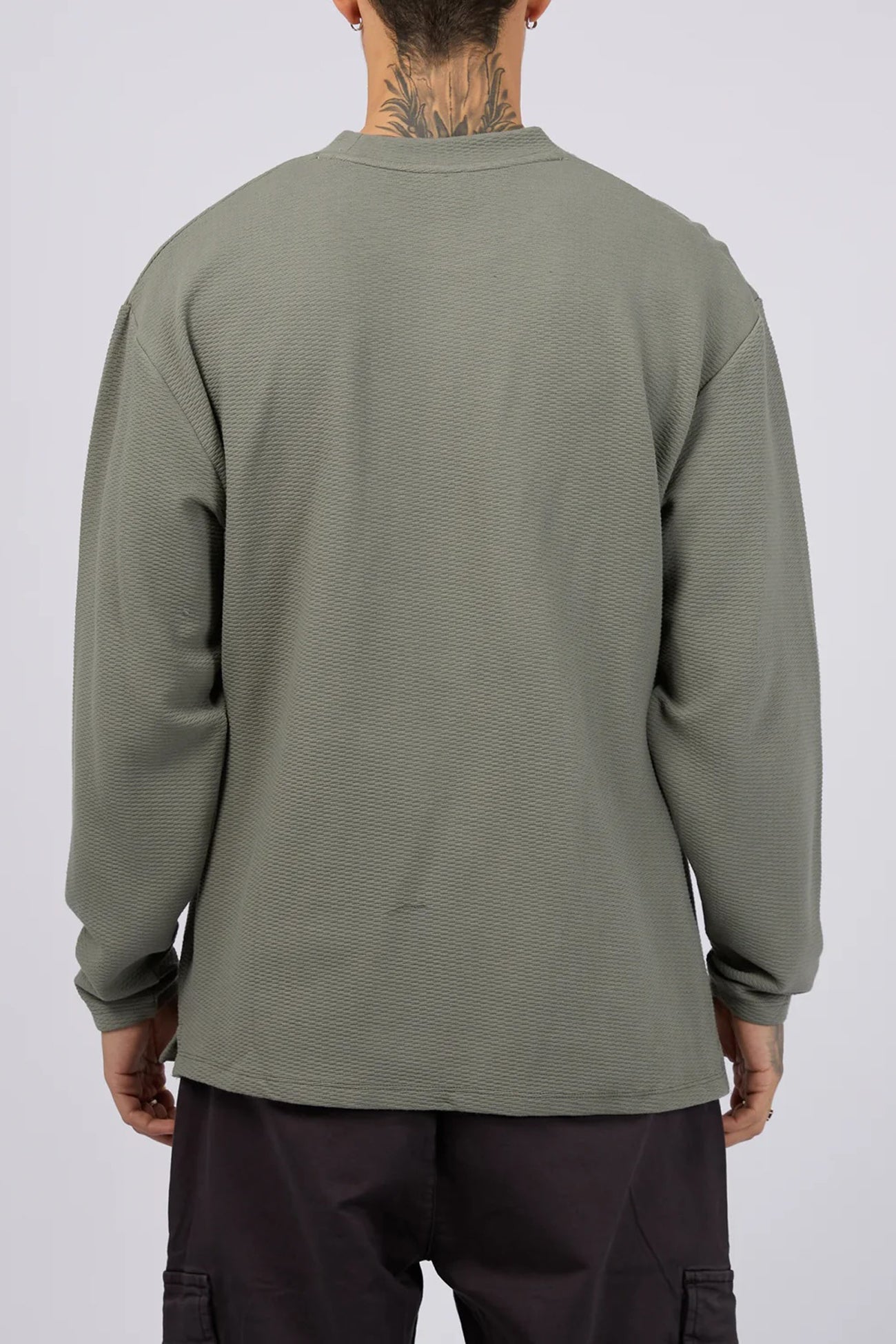 Arching Textured Crew Agave Green