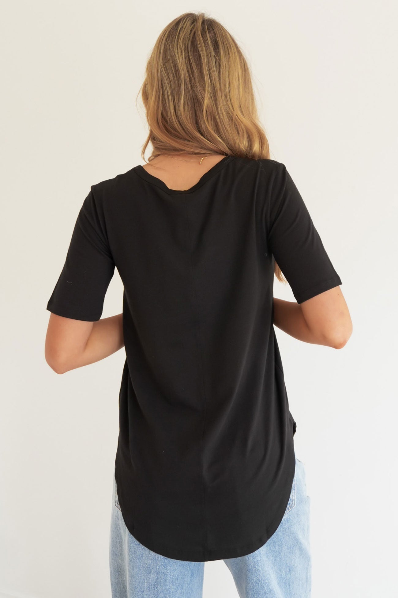 Ariana Tee Black