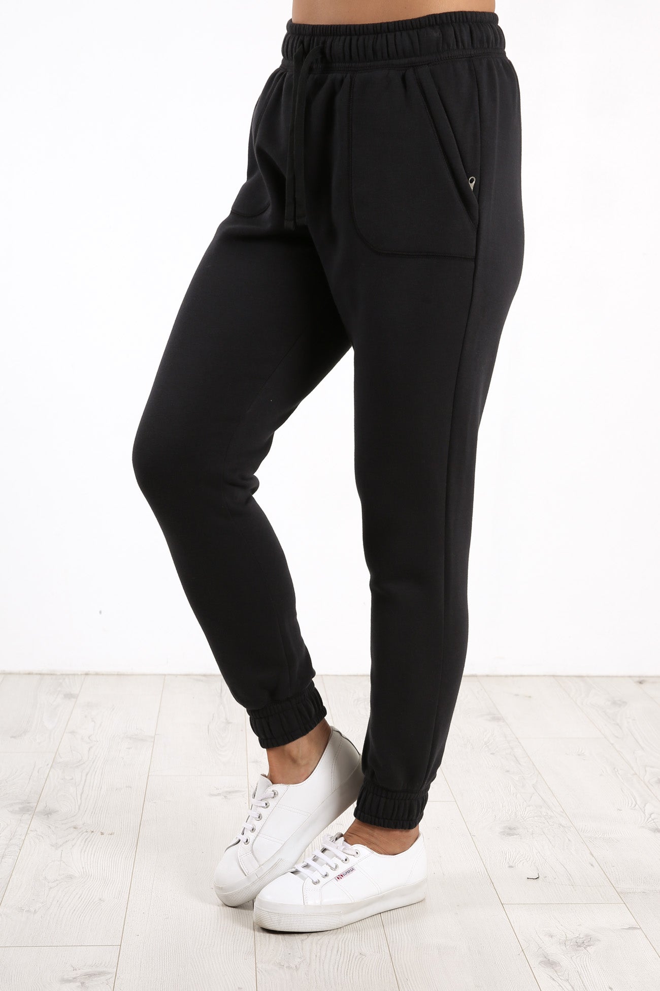 Avril Jogger Black