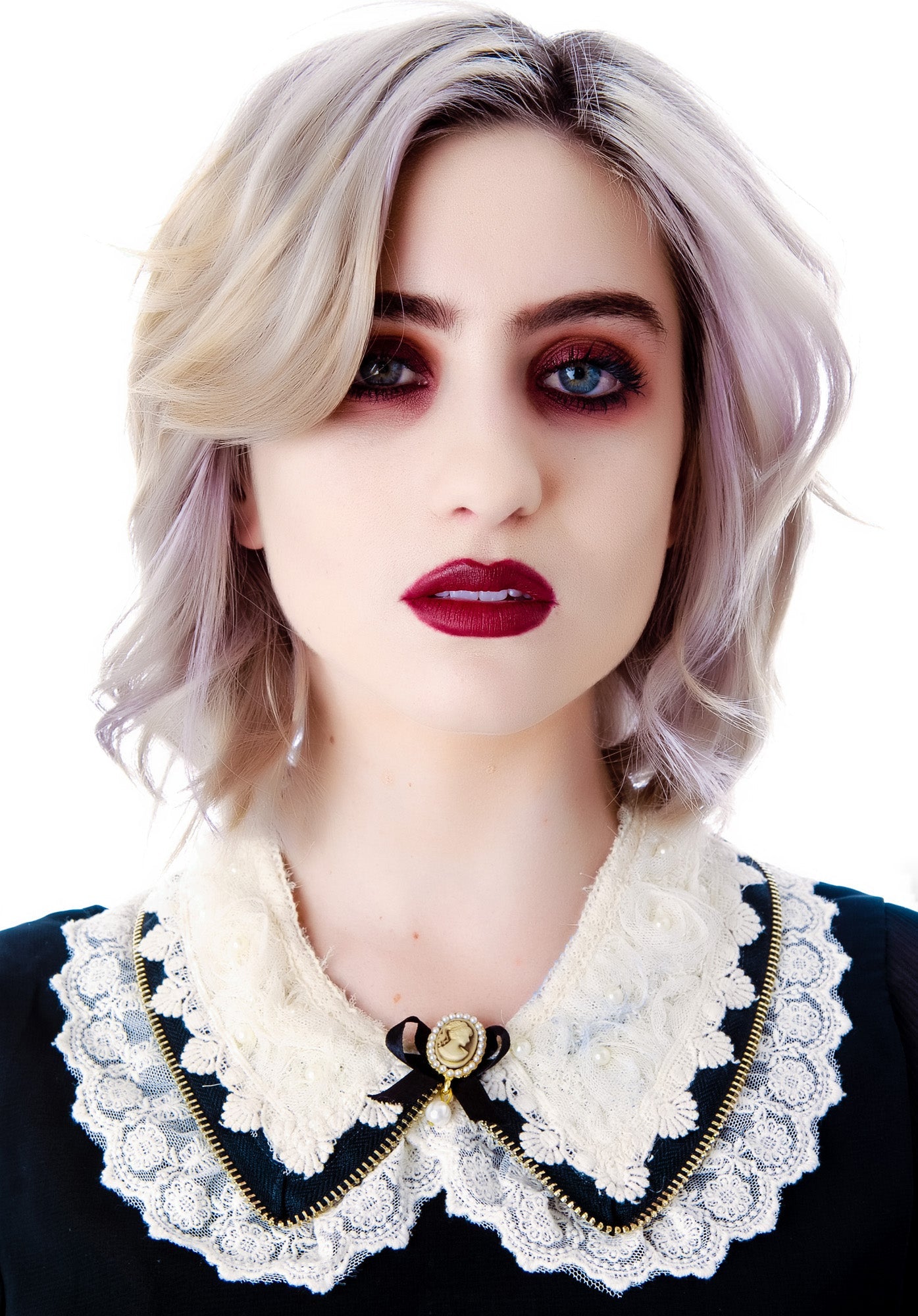 Amandine Lace Zipper Collar Necklace