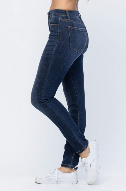 Judy Blue Clean Girlfriend Jeans
