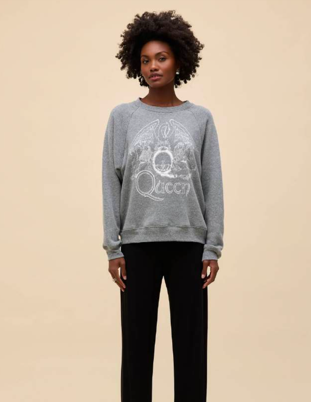 queen crest vintage raglan sweatshirt
