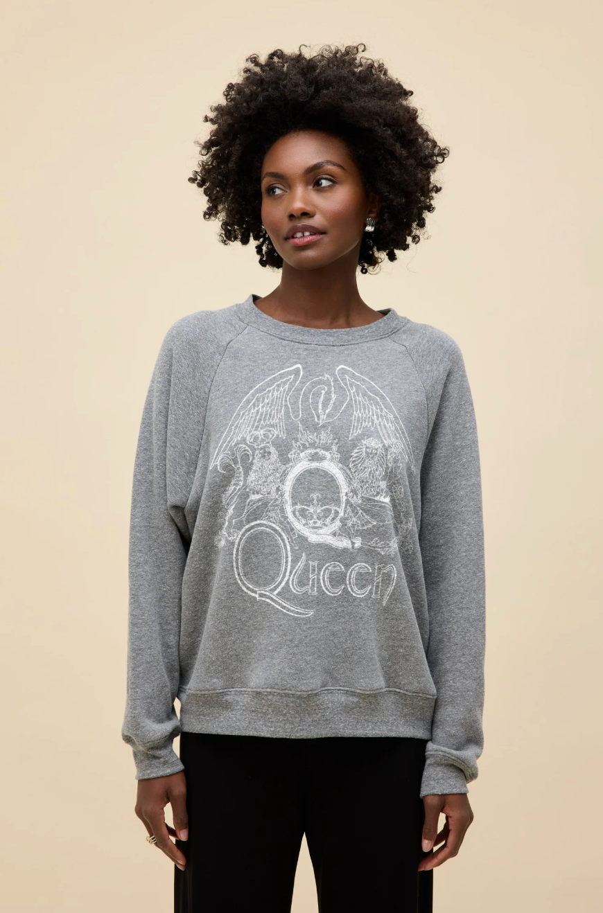 queen crest vintage raglan sweatshirt