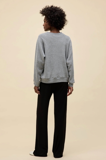 queen crest vintage raglan sweatshirt